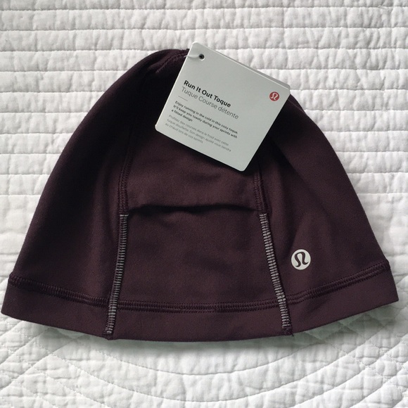 lululemon athletica Accessories - Lululemon Run In Out Beanie